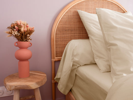 Oreiller ou traversin : quel choix pour une nuit reposante ?