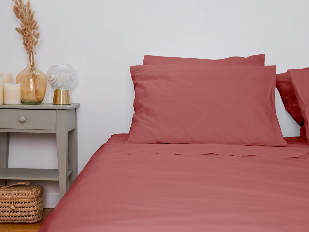 Dejorine - Drap plat en Percale de Coton - Teinte Grenat d'antan - Couleur Rose Rouge Foncé