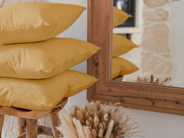 Dejorine - Housse de coussin en Coton - Teinte Ambre doré - Couleur Jaune