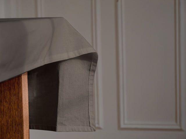 Dejorine - Nappe en Coton - Teinte Écorce de noyer - Couleur Marron Taupe