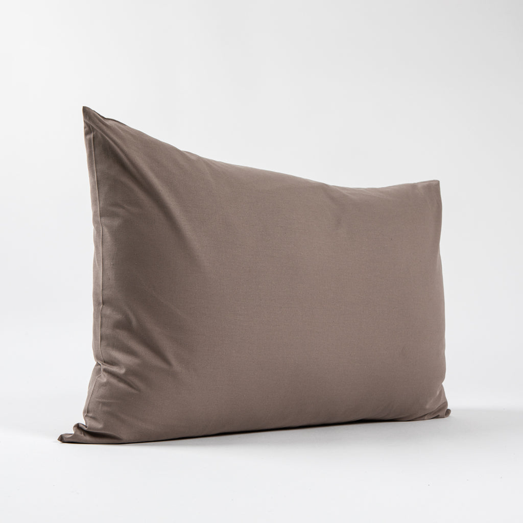 Taie d'oreiller en coton 57 fils/cm² marron tissée en France - Made in France - Dejorine