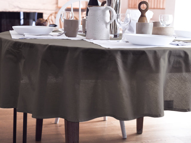 Dejorine - Nappe en Coton - Teinte Écorce de noyer - Couleur Marron Taupe