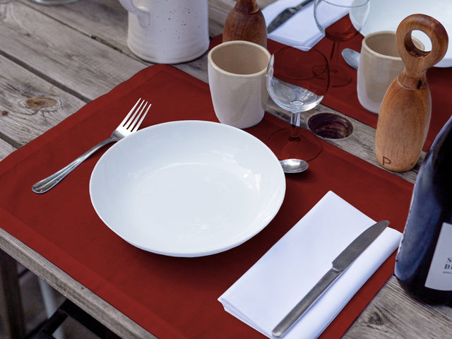 Dejorine - Set de table en Coton - Teinte Terre rouge - Couleur Rouge