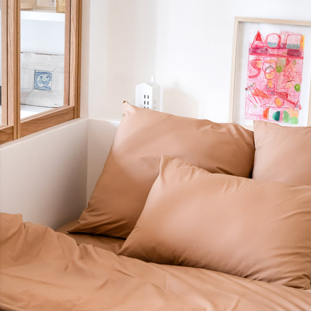 Taie d'oreiller en Percale de Coton - Teinte Terre d'Orient - Couleur Marron Beige Foncé - Dejorine